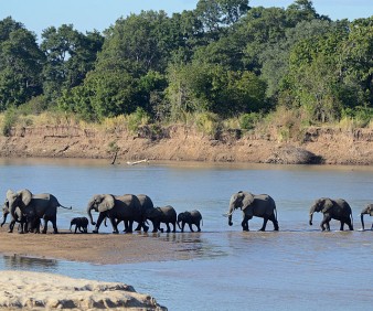 Zambia natural landscapes tour